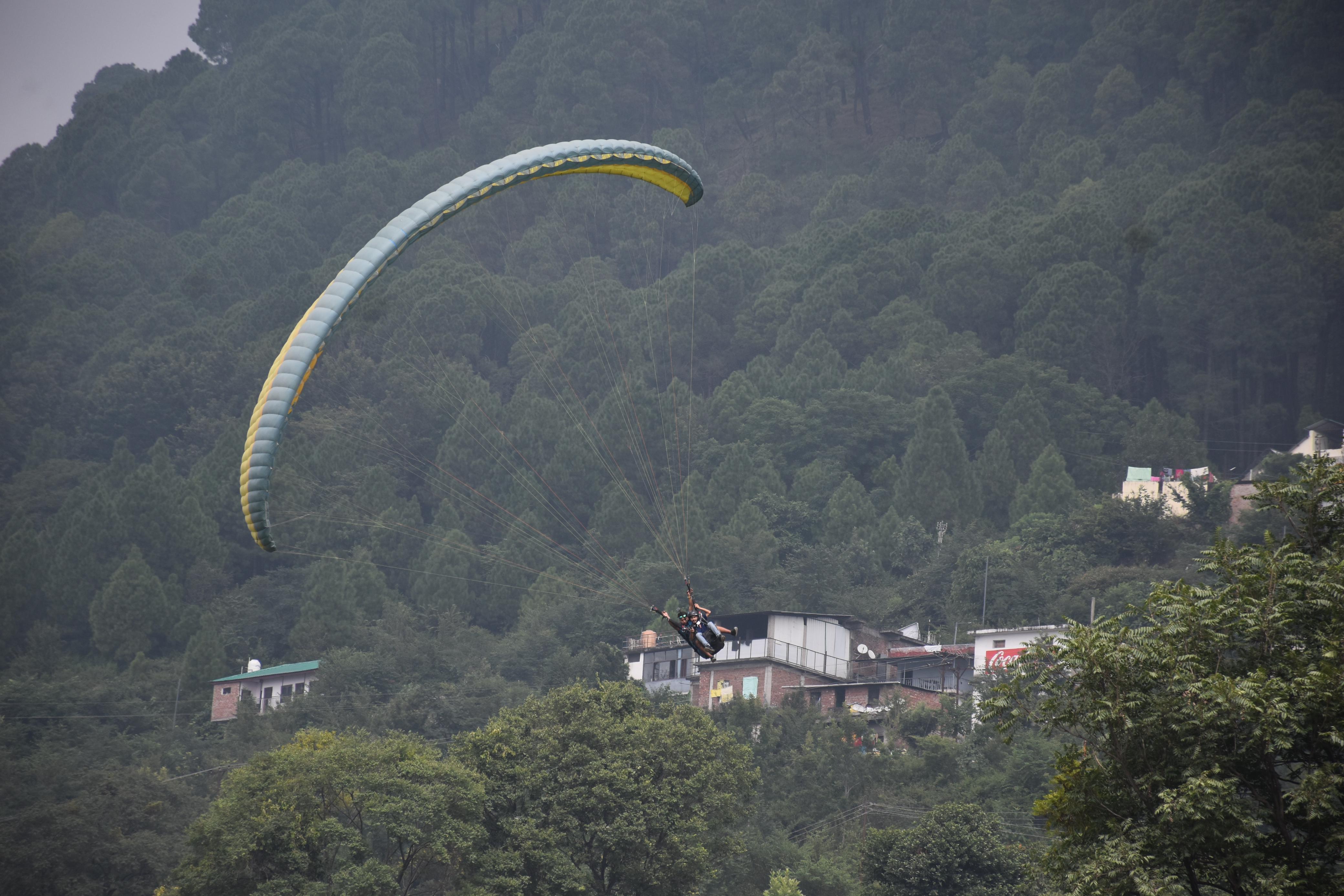 paragliding in Dharamshala
