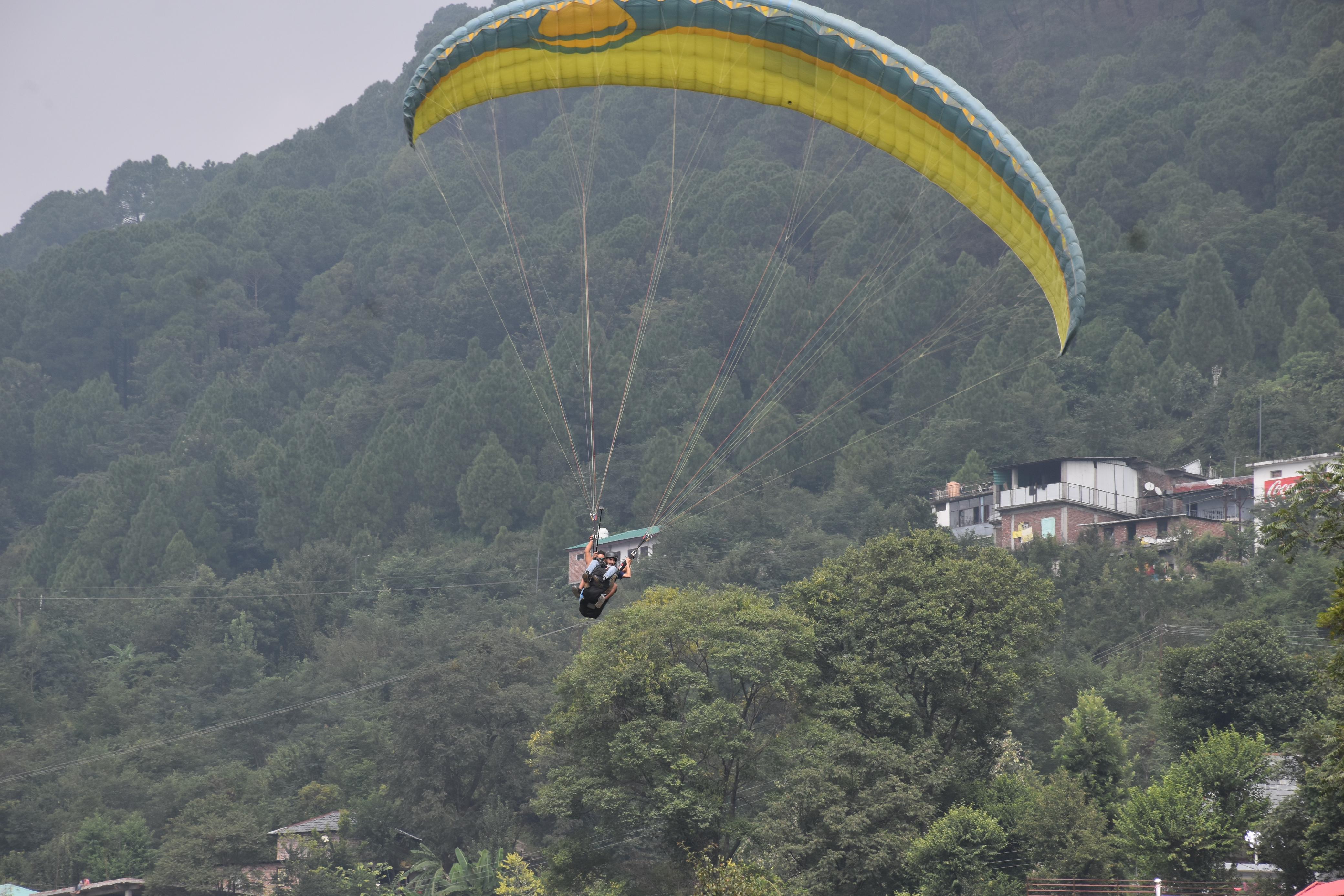 paragliding in Dharamshala